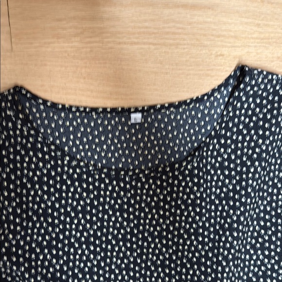 Tiered sundress with adorable black and mini white flowers - Picture 4 of 4